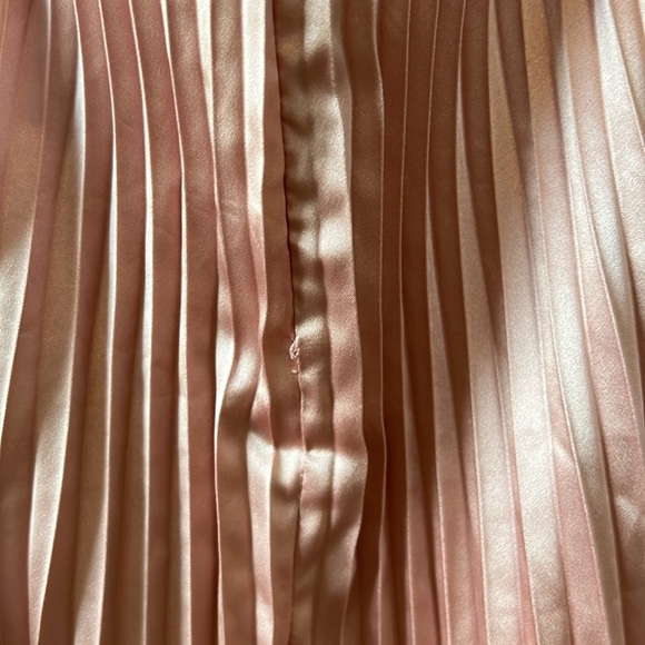 LIDEE Renaissance Dress - Picture 13 of 17